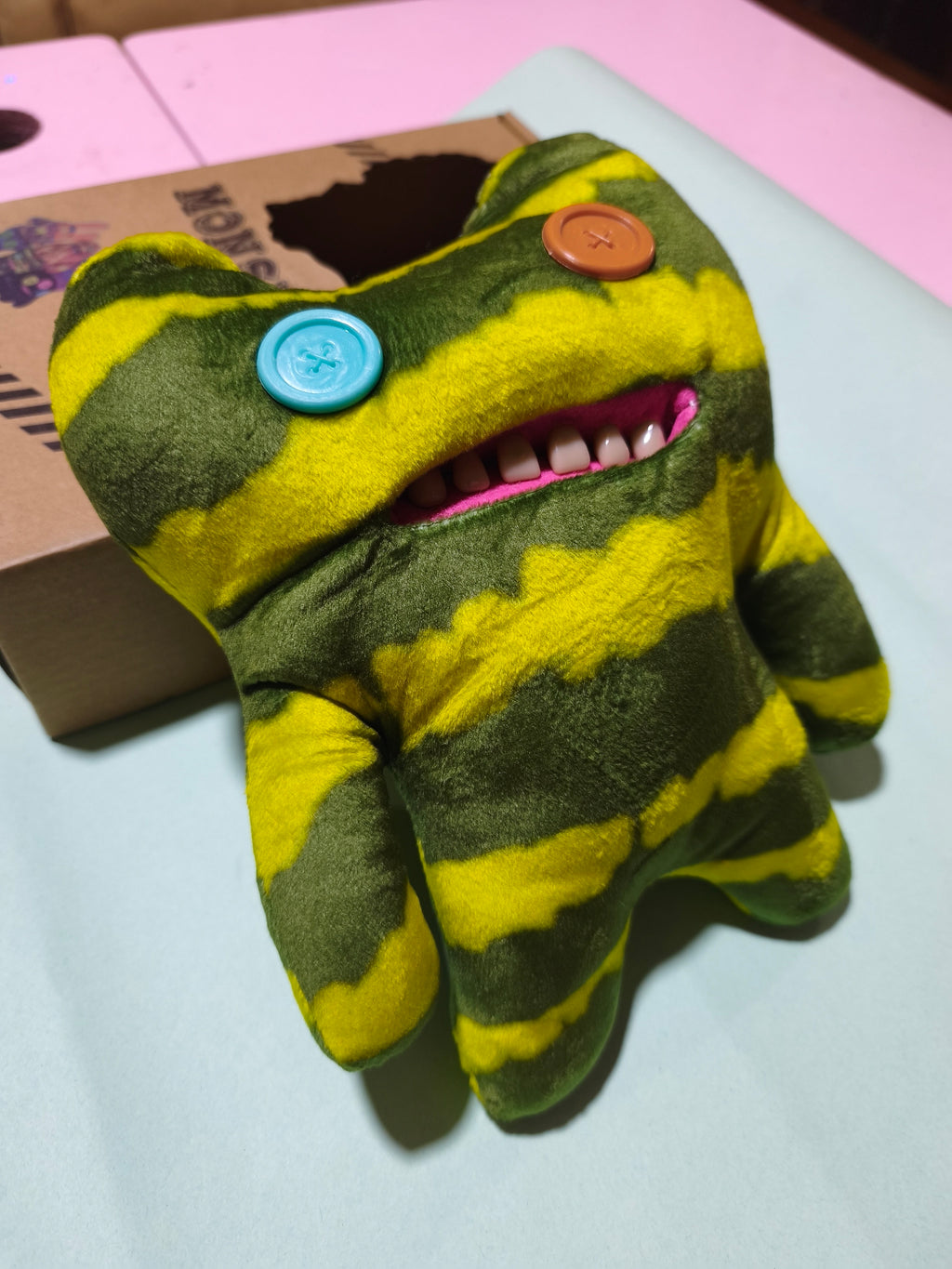 Monstruo dientón  green tipo fuggler