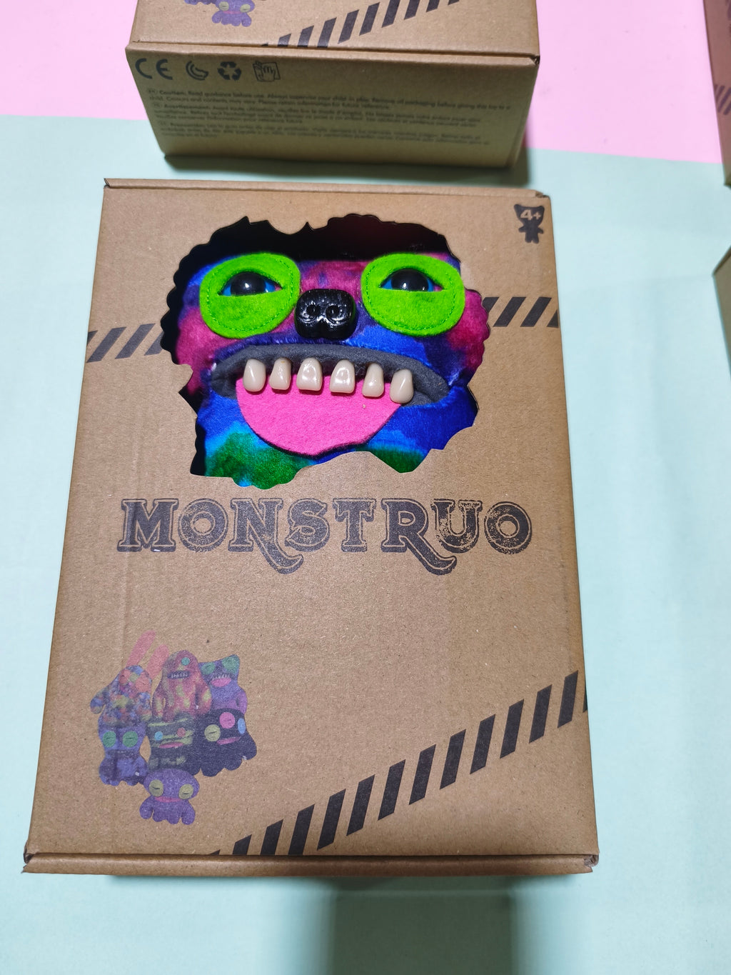 Monstruo dientón trico tipo fuggler