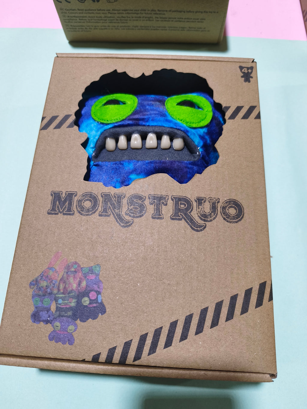 Monstruo dientón  blue tipo fuggler