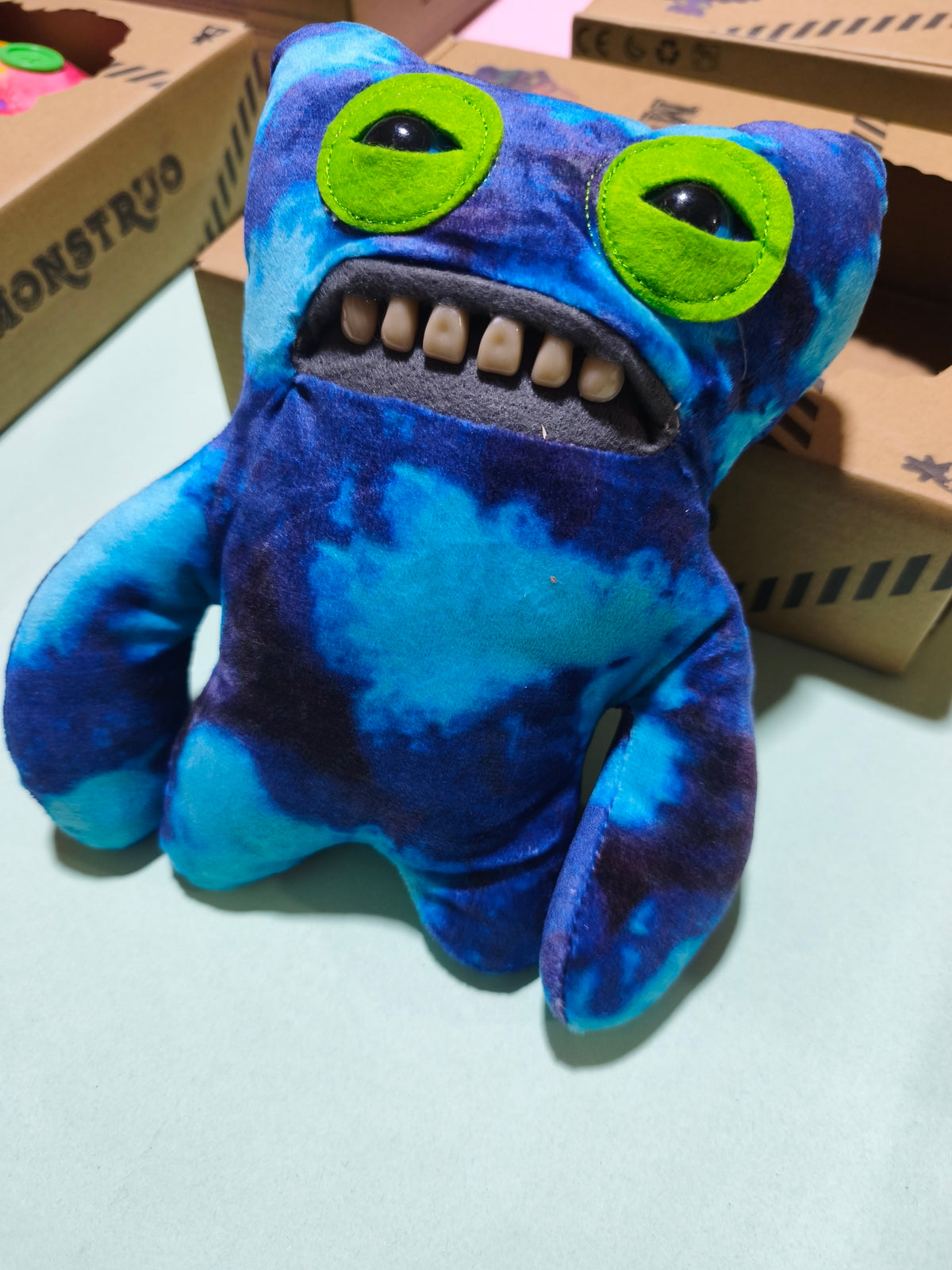 Monstruo dientón  blue tipo fuggler